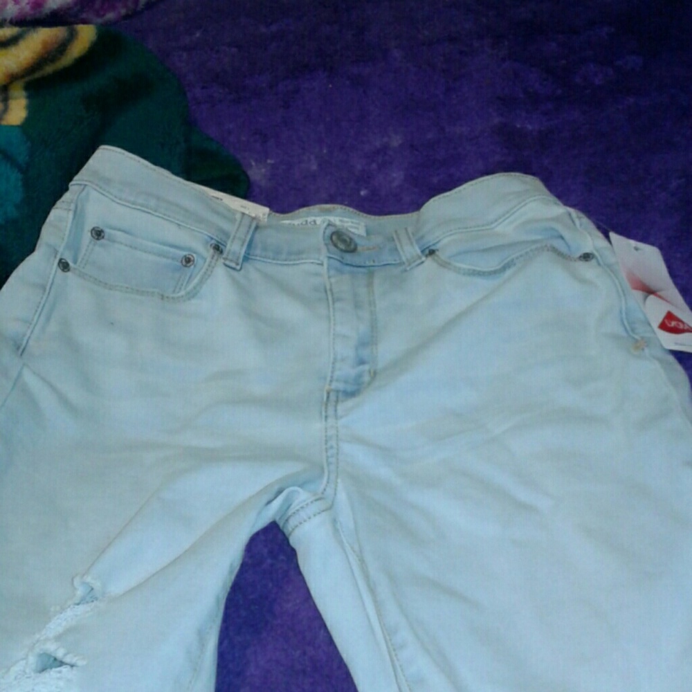 Mudd distressed jeans
